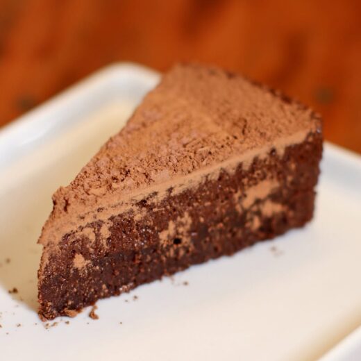 A fatia perfeita- nosso brownie mousse é uma perdição pra quem ama chocolate (e quem não ama, né