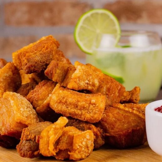 Nada melhor que um chopp gelado com uma porção de torresmo para acompanhar neste domingão!Hoje