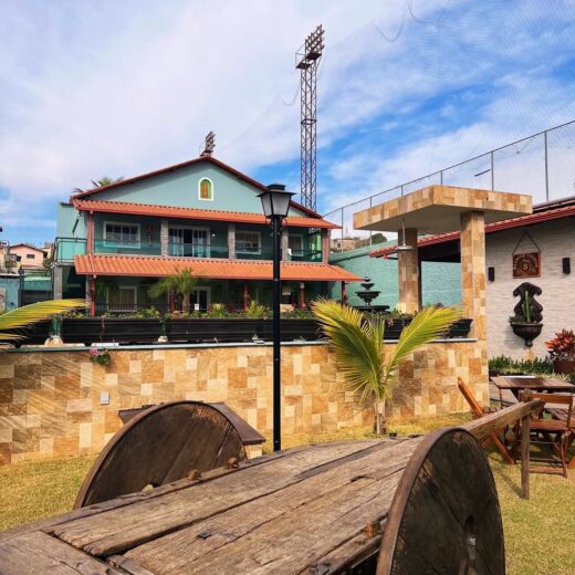 Se você está buscando um lugar aconchegante e completo para a sua próxima estadia, nossa casa de